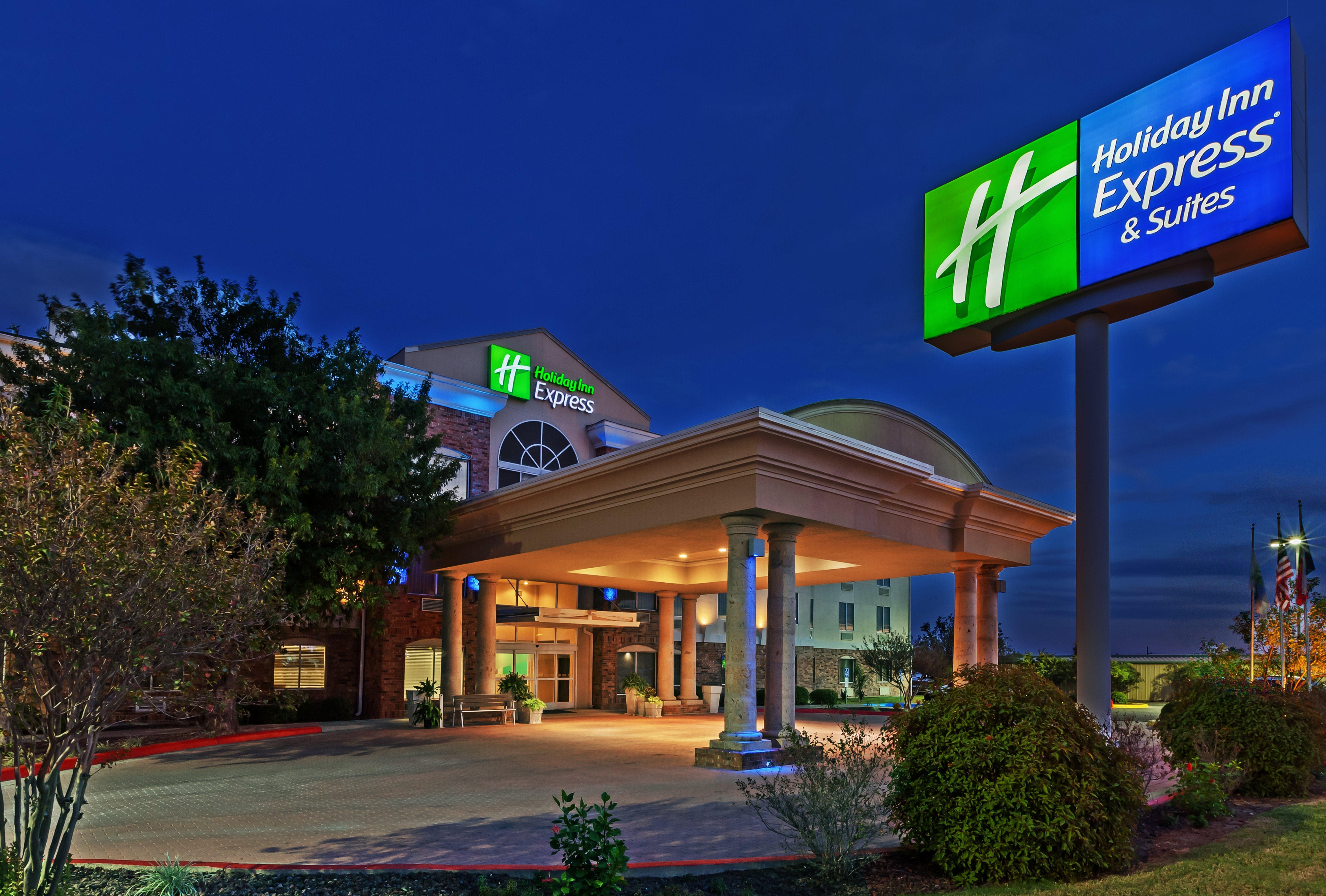 Holiday Inn Express Hotel & Suites Eagle Pass By Ihg Exterior foto